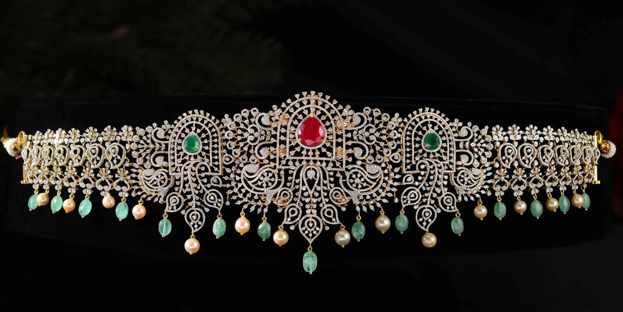 Celestial Shimmer:  20 Must-Have Diamond Jewellery Pieces